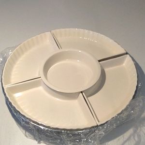 Lazy Susan with crome holder